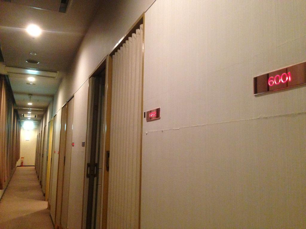 Capsule Inn Kamata Tokio Exterior foto
