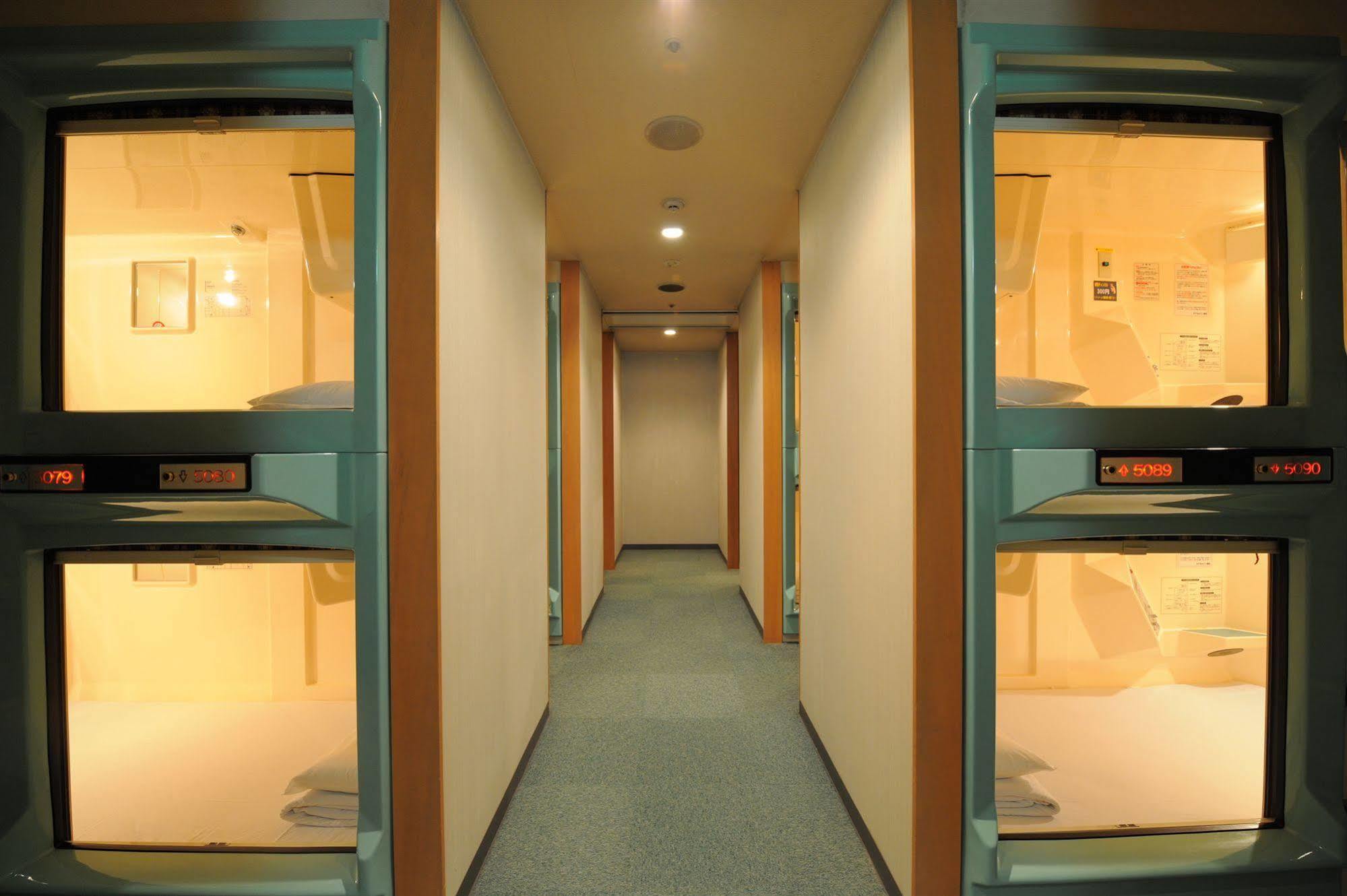 Capsule Inn Kamata Tokio Exterior foto